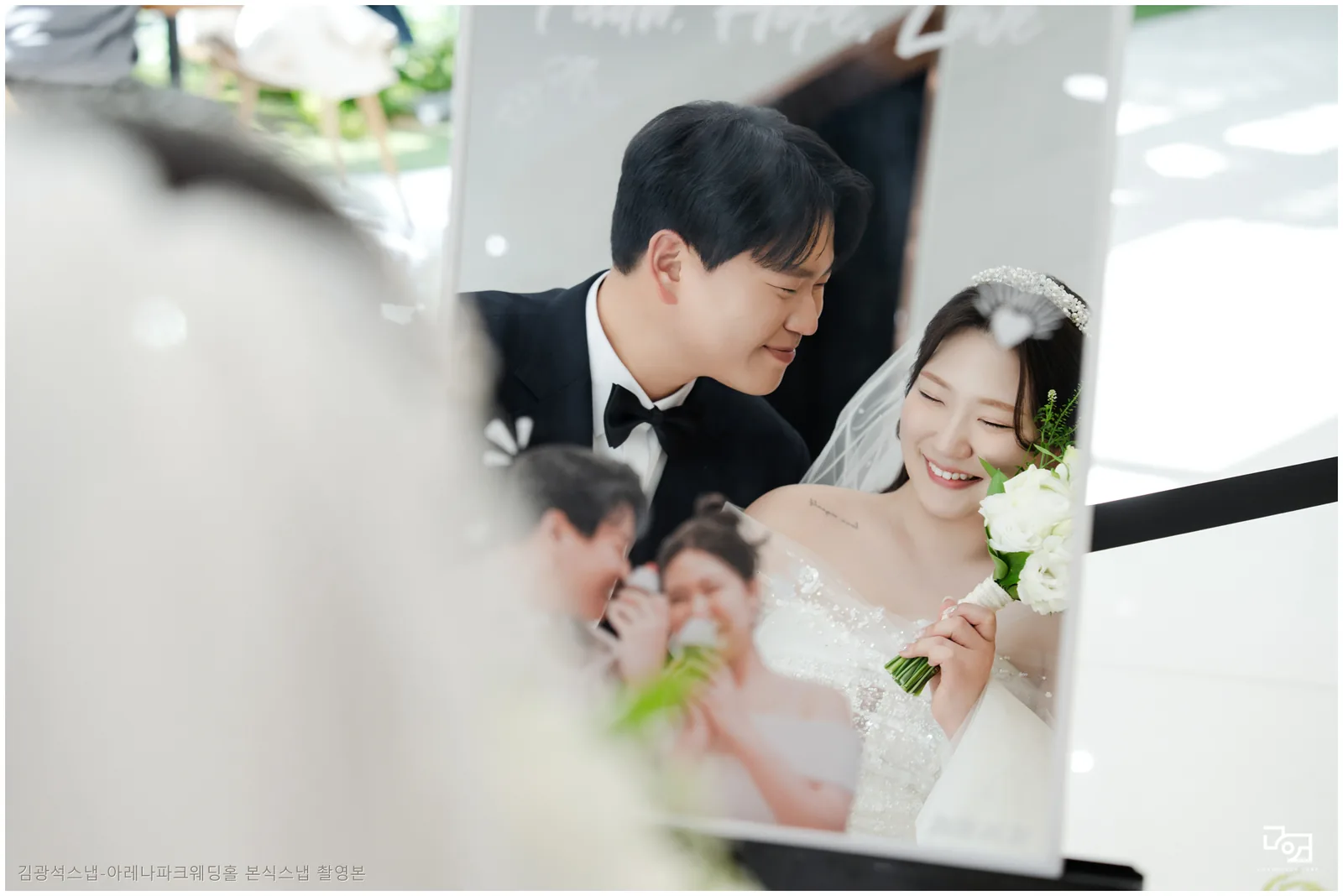 아레나파크웨딩홀 밝은 신부대기실에서 시작한 촬영 본식스냅 01