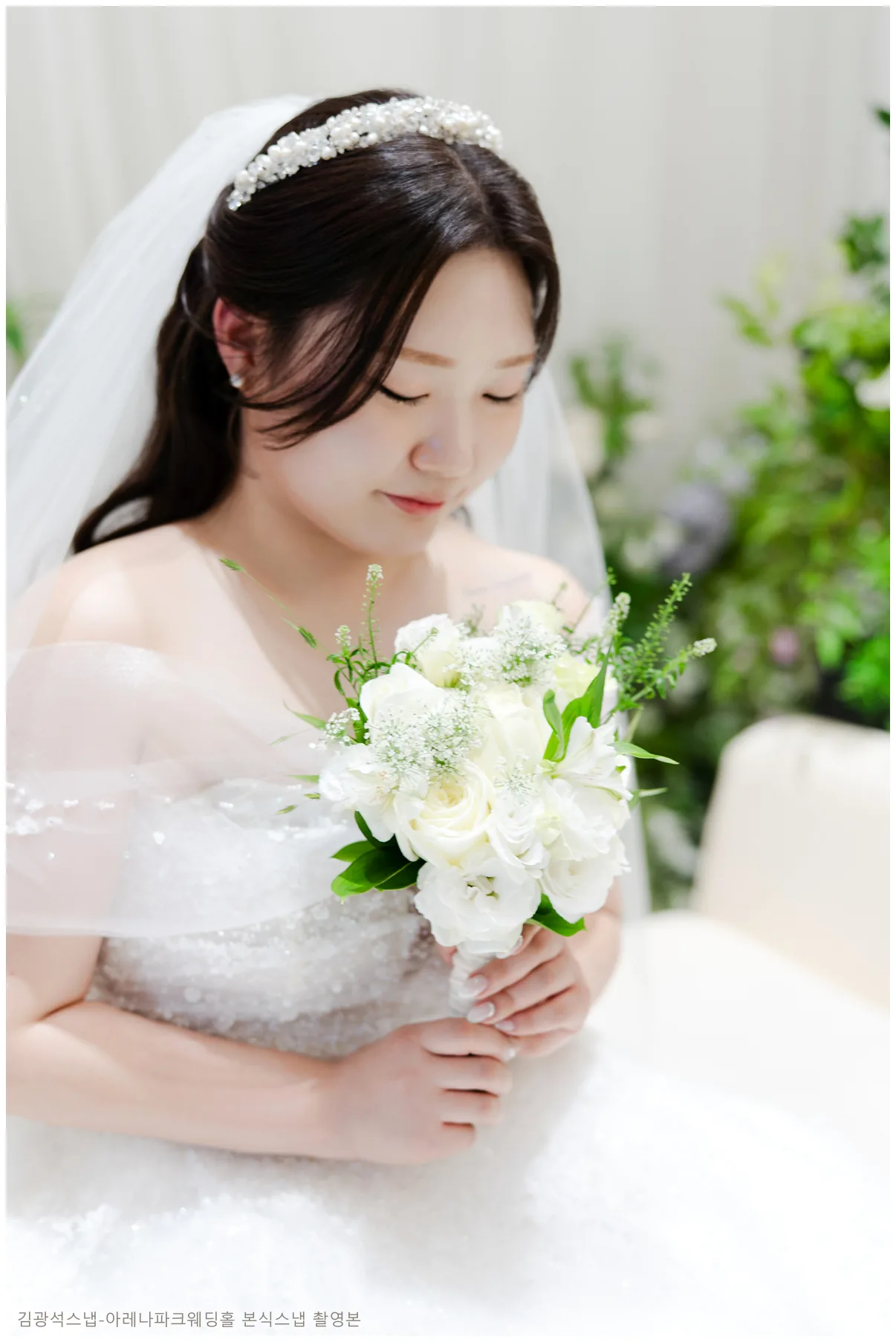 아레나파크웨딩홀 밝은 신부대기실에서 시작한 촬영 본식스냅 08