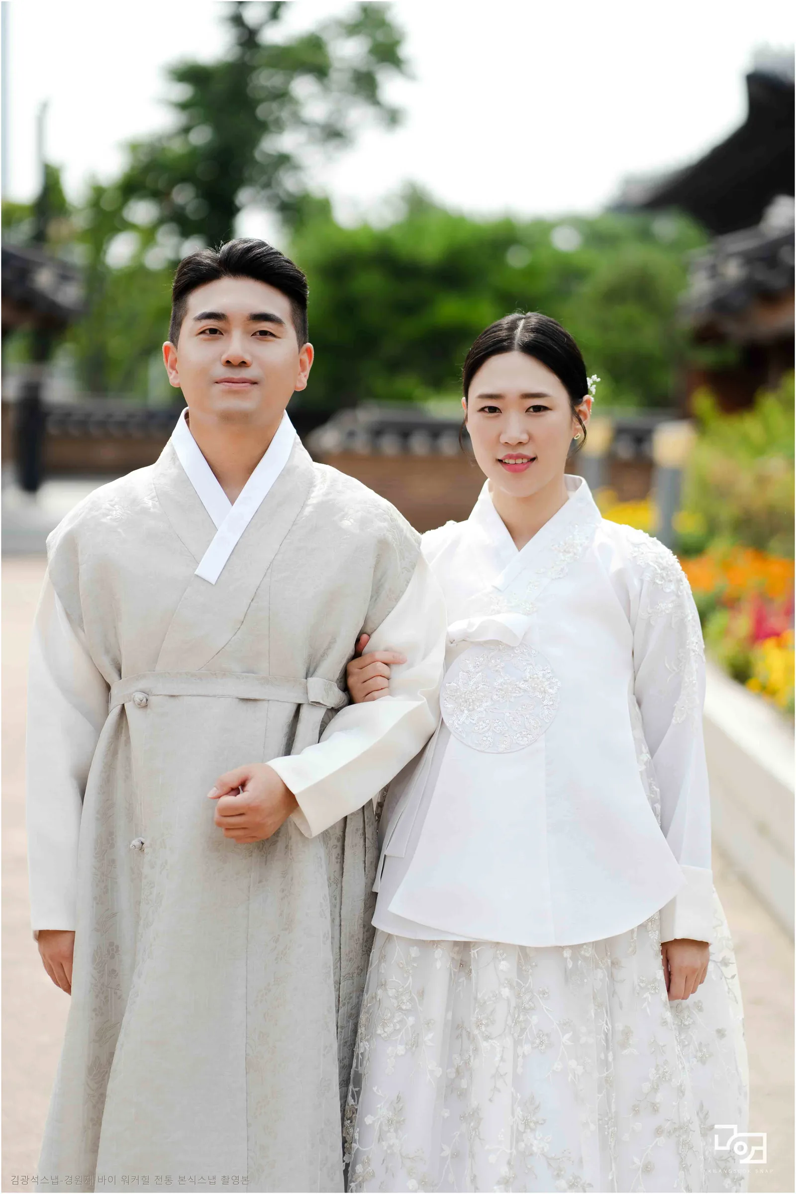 경원재 바이 워커힐 흰 한복으로 시작한 한옥 촬영 본식스냅 02
