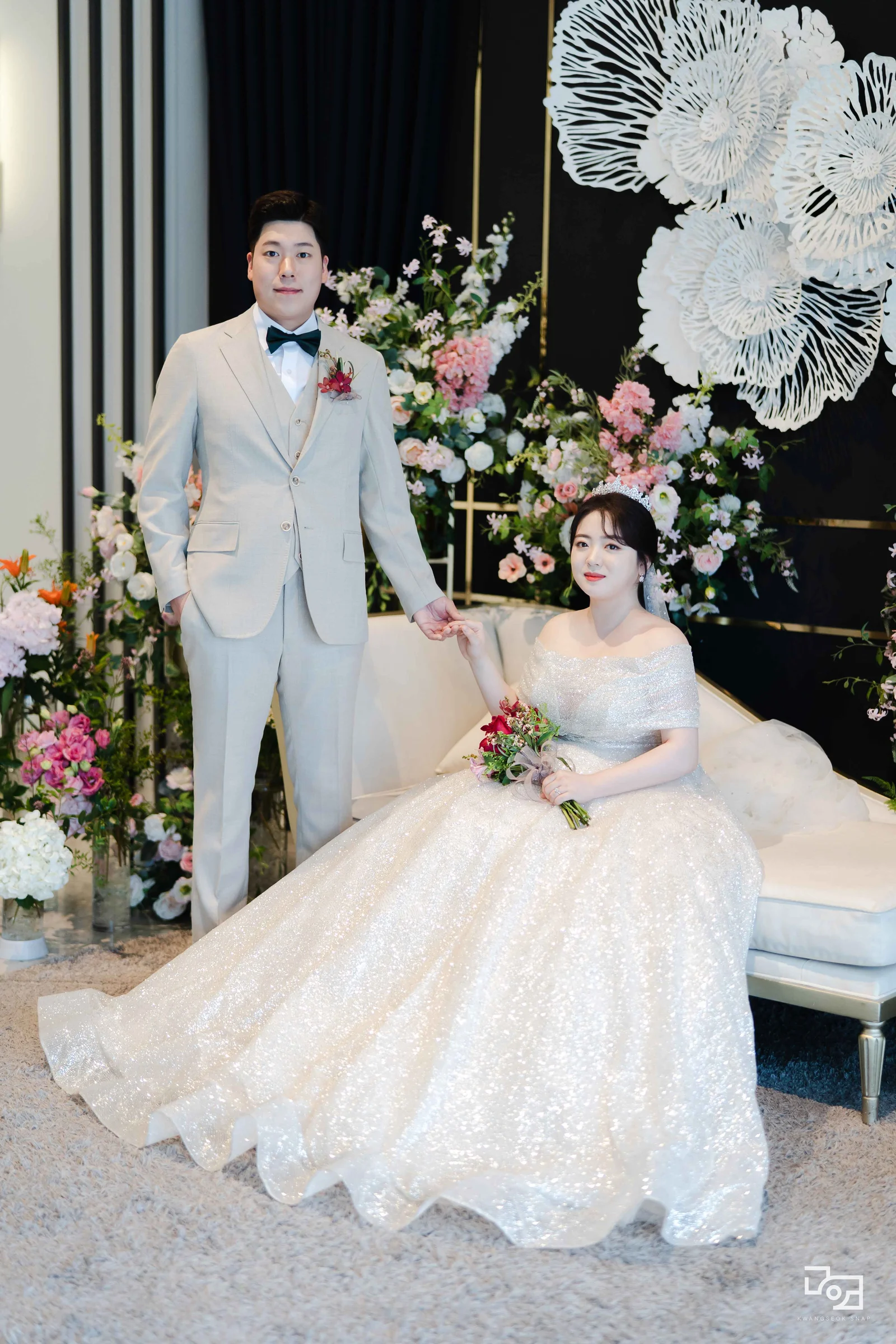 메리빌리아 신부대기실 신부님 단독 사진