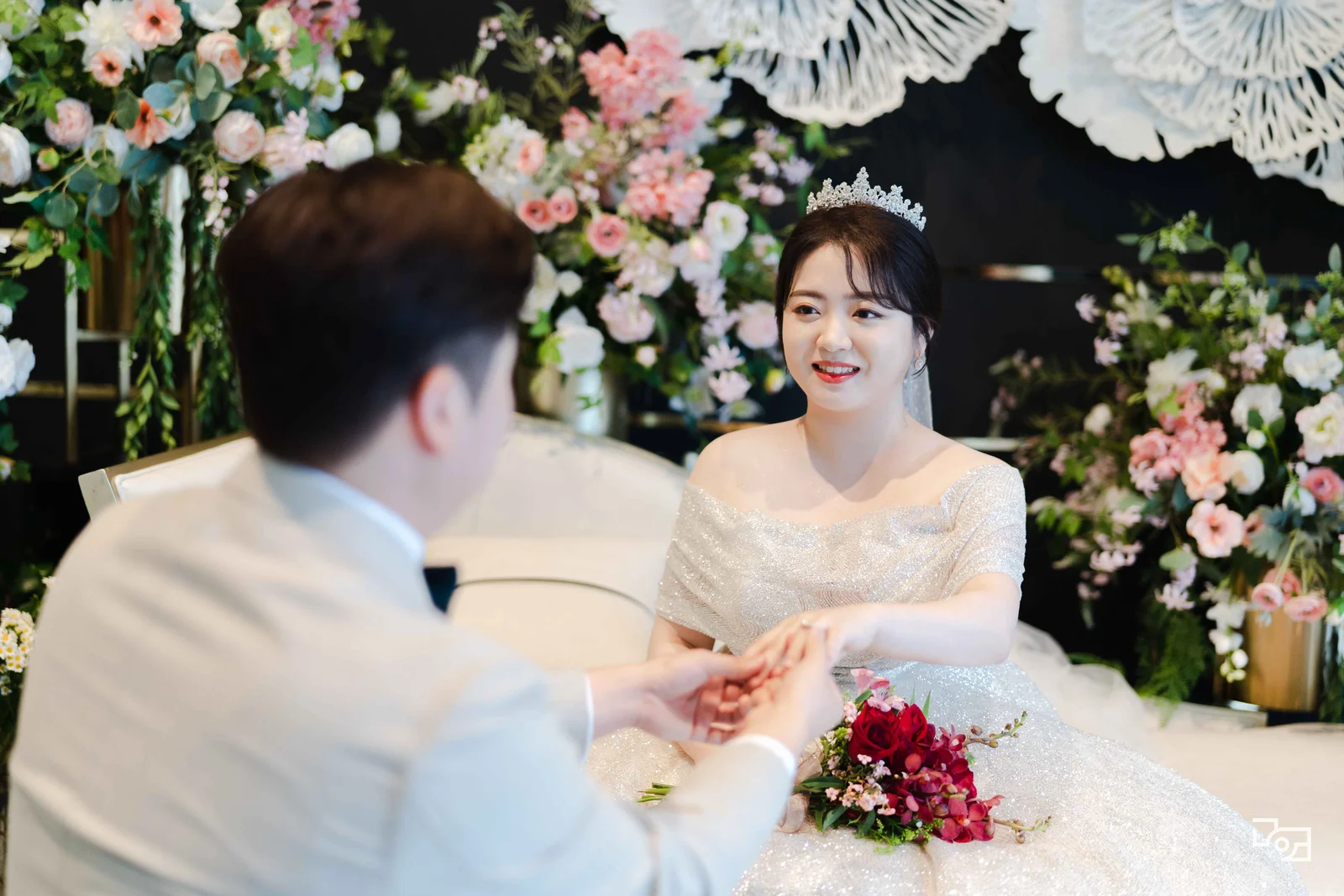 신부대기실에서 가족과 함께한 순간
