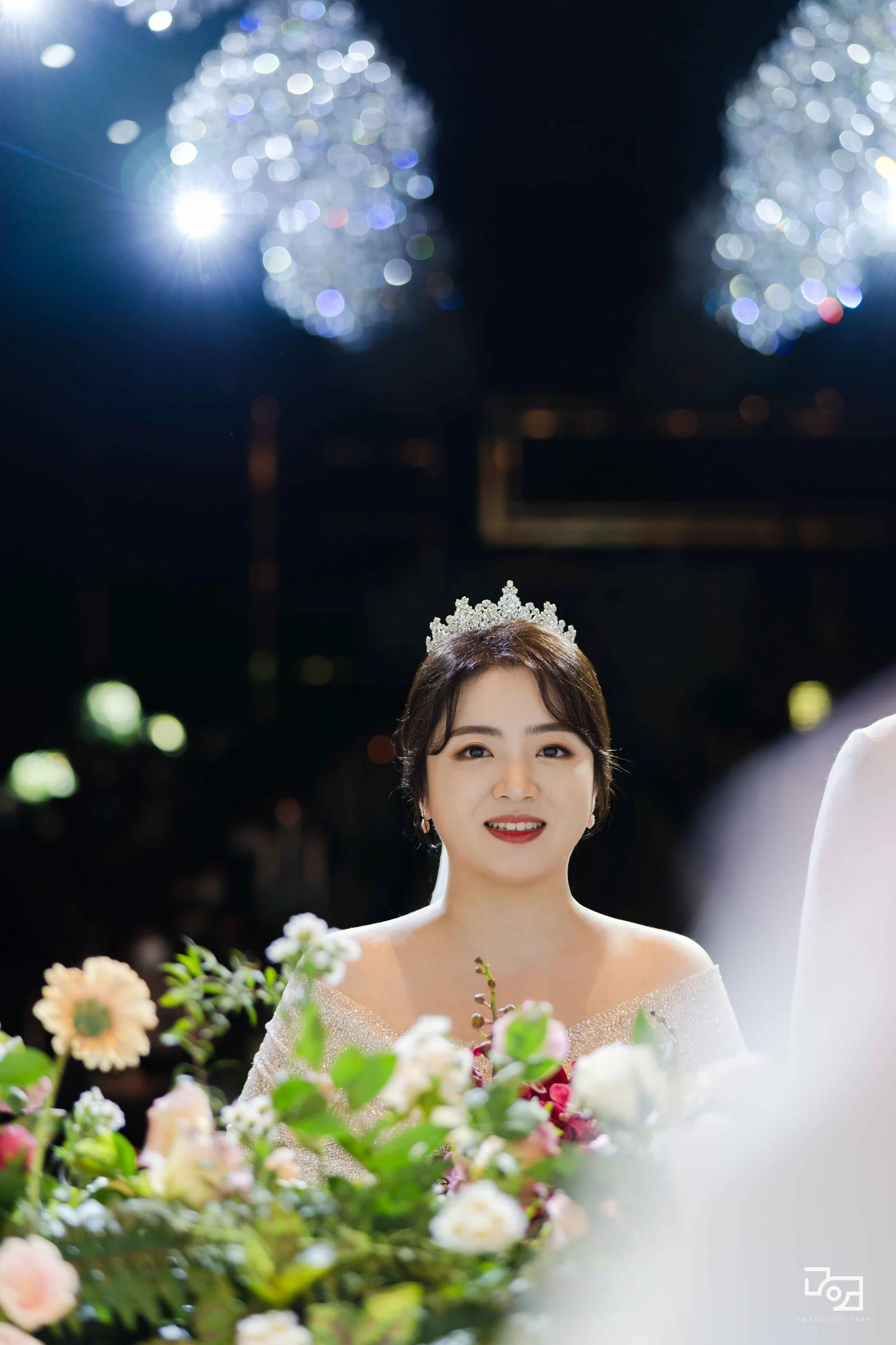 프리모소르홀 세로 구도의 커플 사진