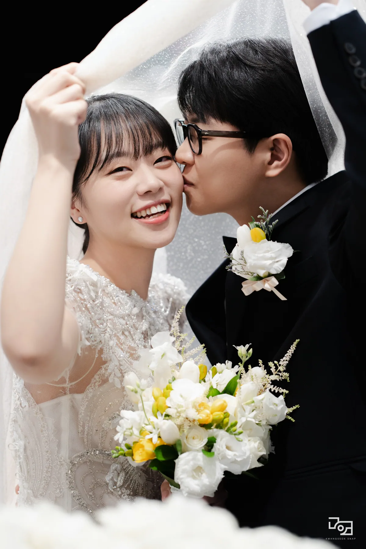 삼산월드컨벤션 베일 연출 본식스냅 01